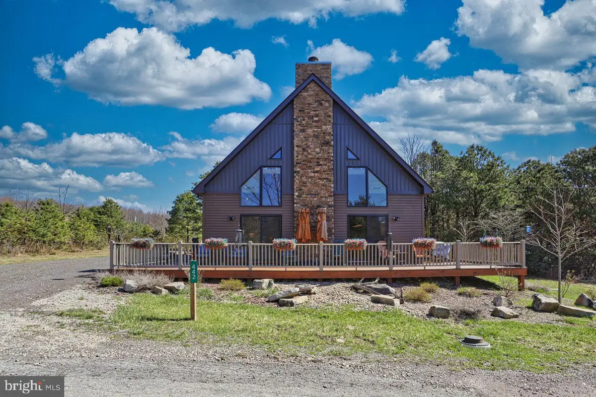 442 Grosbeak Dr, Terra Alta, WV 26764 - #1