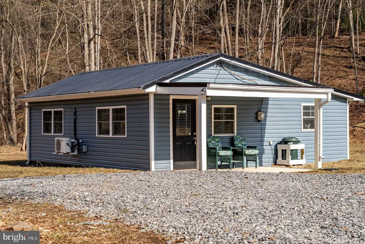 29 Shenandoah Mountain Rd, Sugar Grove, WV 26815 - #1