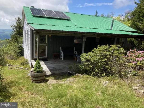 46 Pond Rd, FRANKLIN, WV 26807