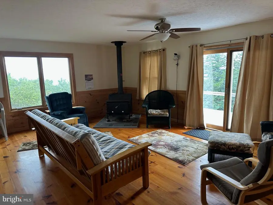 46 Pond Rd, Franklin, WV 26807 - #2