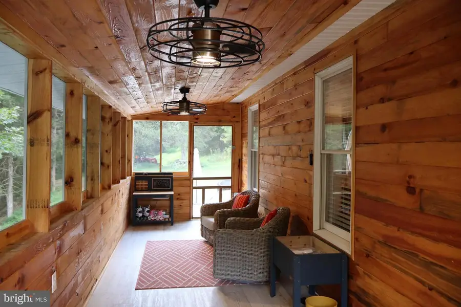 106 Pit Run Rd, Brandywine, WV 26802 - #2