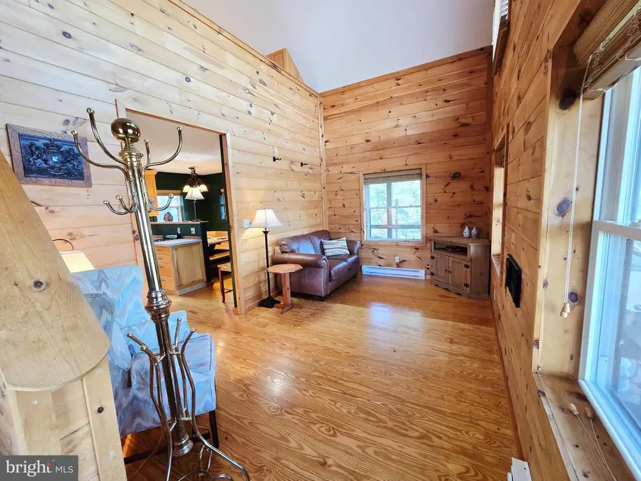 232 Hawks Ridge Rd, Franklin, WV 26807 - #2