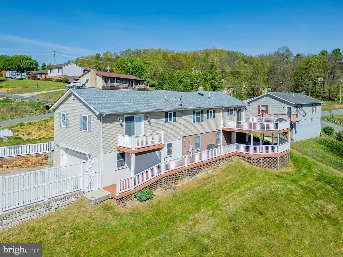 439 Dogwood Dr, Franklin, WV 26807 - #1