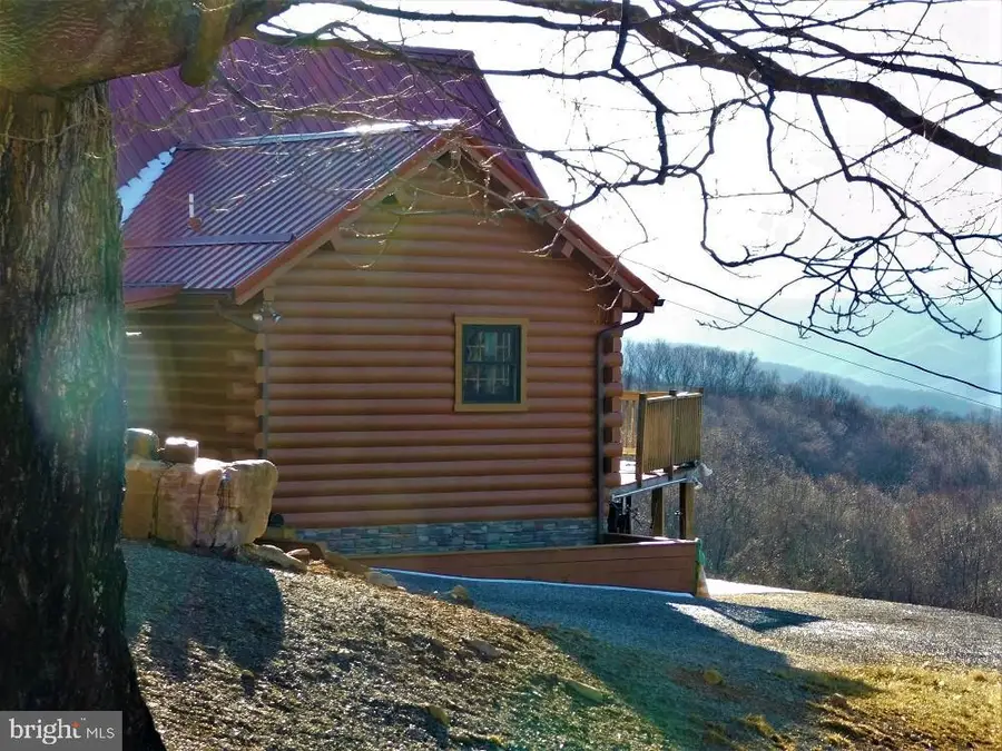 515 Lookout Ln, Riverton, WV 26814 - #3