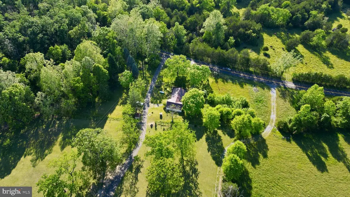 35 Bentwood Dr, Upper Tract, WV 26866 - #1