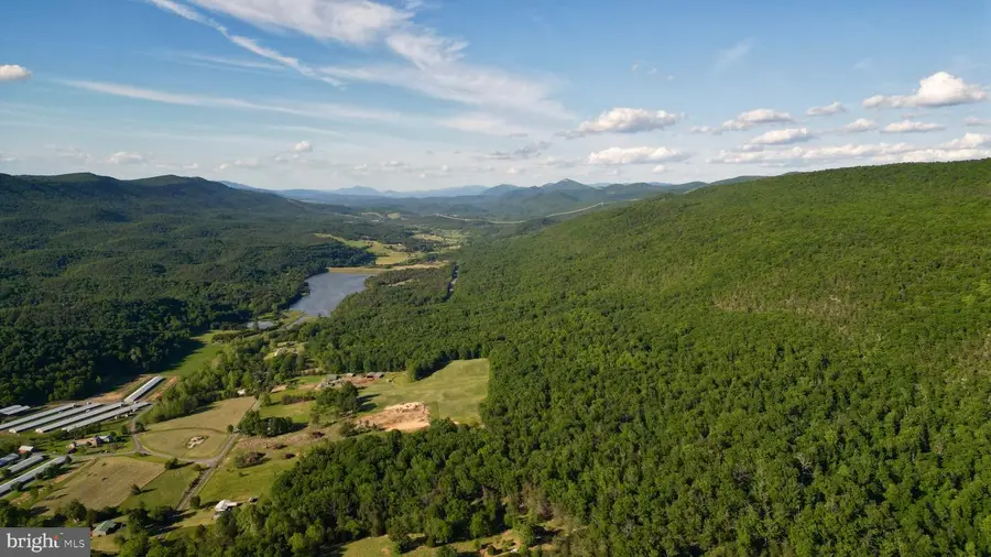 35 Bentwood Dr, Upper Tract, WV 26866 - #3