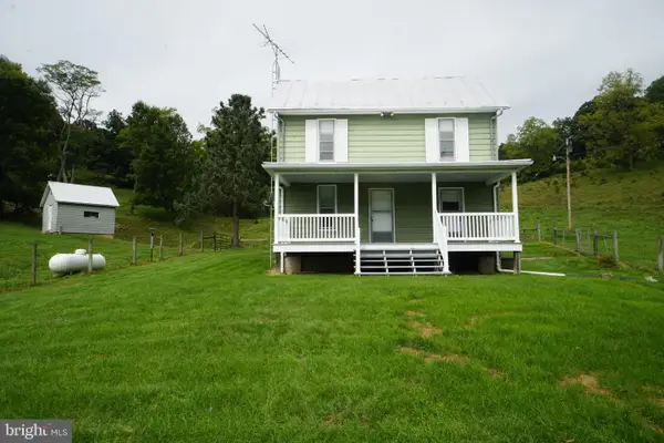 242 Newman Ln, FRANKLIN, WV 26807