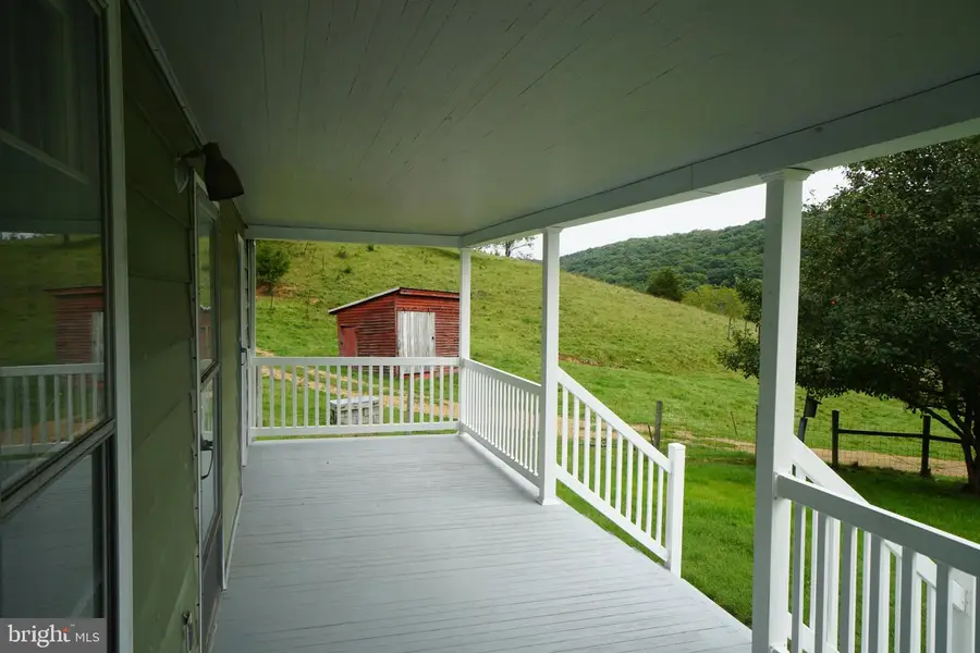 242 Newman Ln, Franklin, WV 26807 - #2
