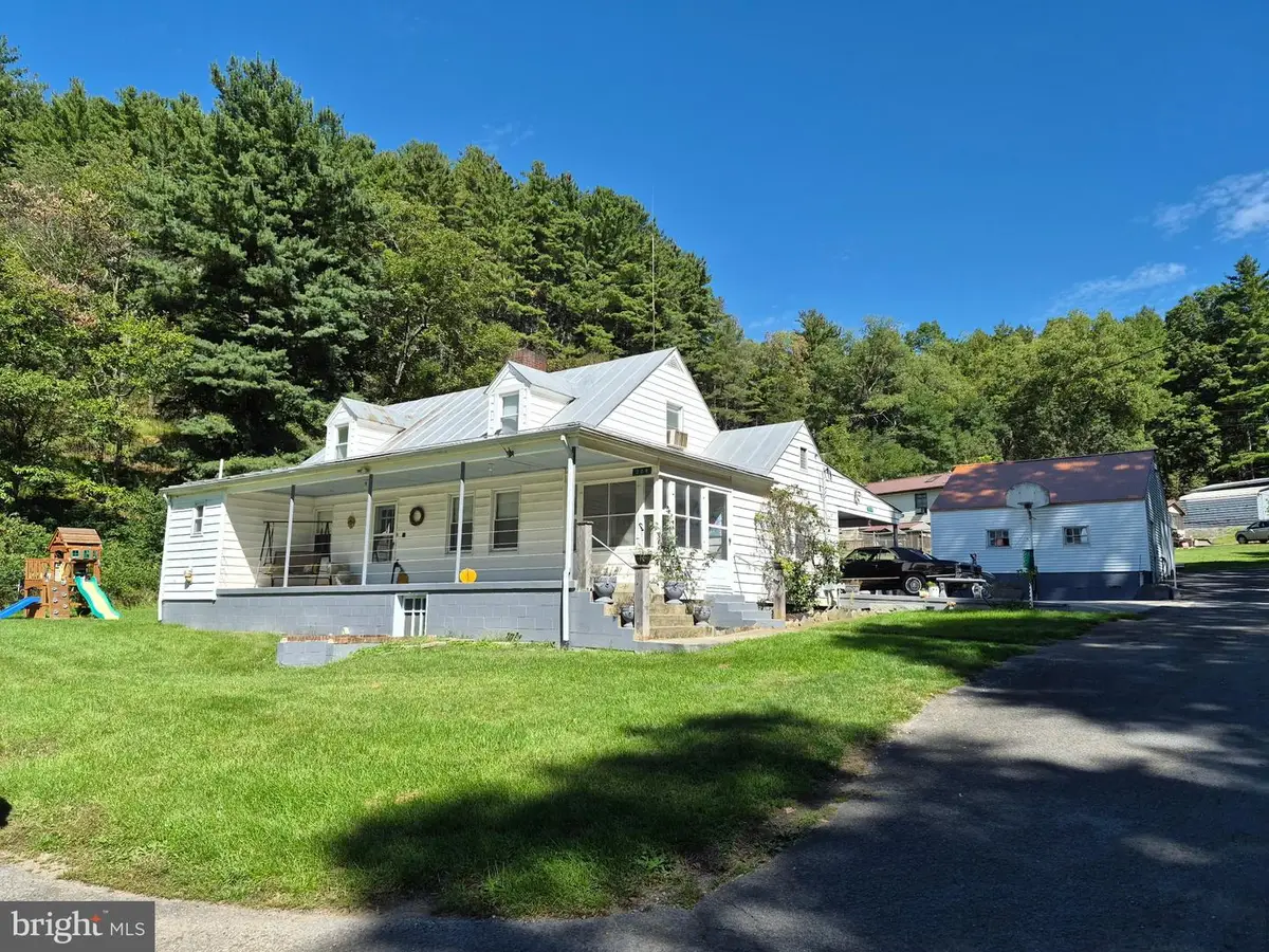 209 Happy Hollow Rd, Franklin, WV 26807 - #1