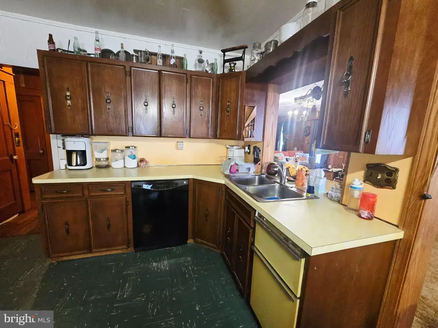209 Happy Hollow Rd, Franklin, WV 26807 - #2