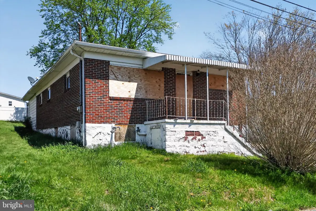 111 Cannaday St, Beckley, WV 25801 - #1