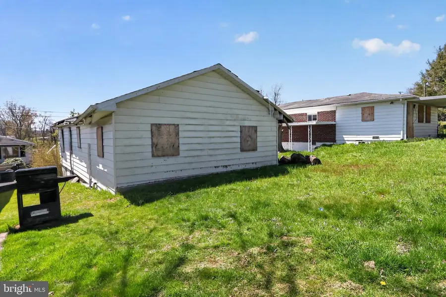 113 Cannaday St, Beckley, WV 25801 - #2