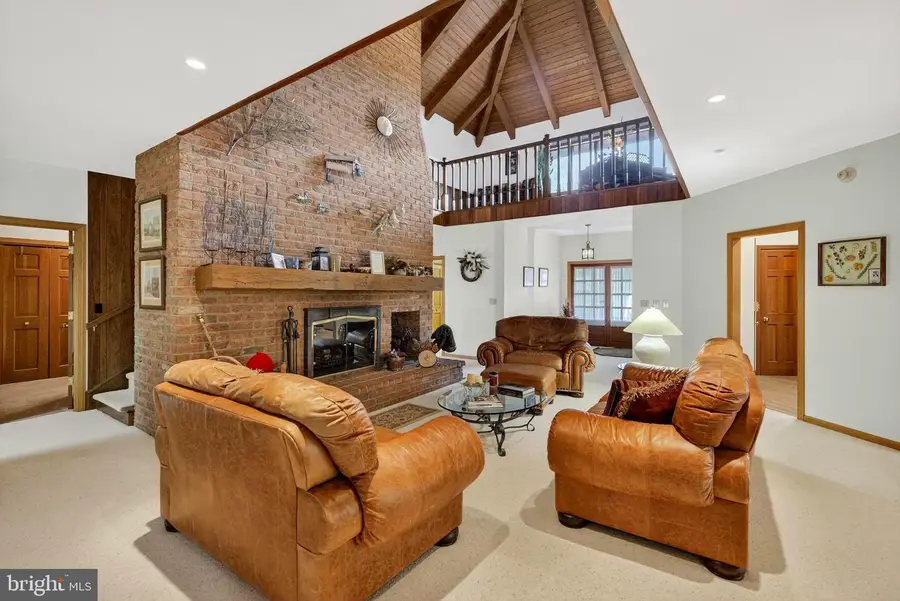 201 Westridge Dr, Elkins, WV 26241 - Image #2