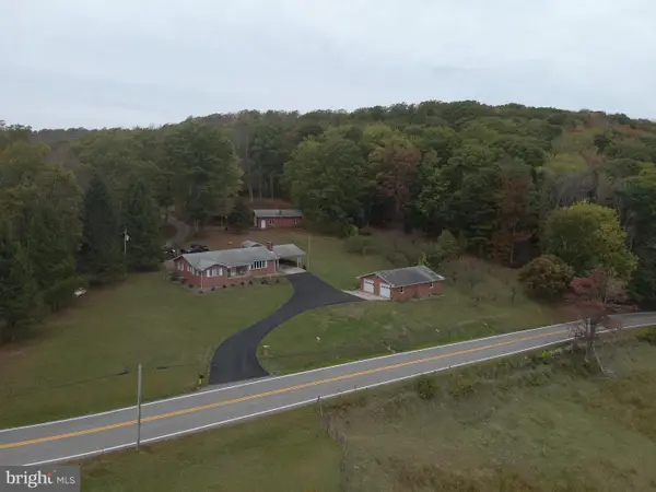 11692 Adolph Rd, MILL CREEK, WV 26280