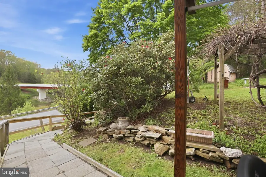 378 Spruce St, Thomas, WV 26292 - #2