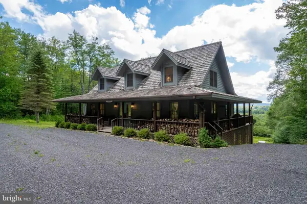 1077 Sand Run Rd, DAVIS, WV 26260