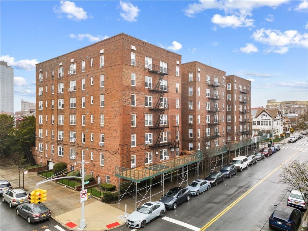 2260 Benson Avenue 5E, Brooklyn, NY 11214 BHGRE