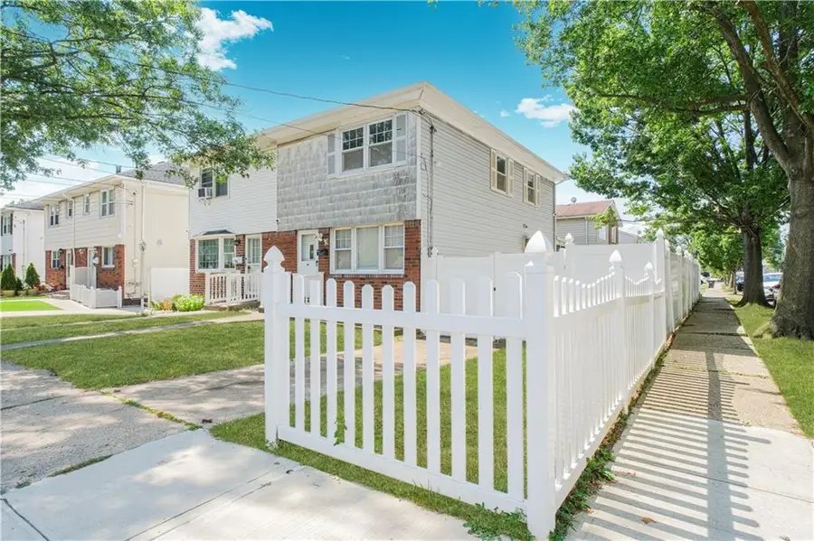 194 Tysens Lane, Staten Island, NY 10306 - Image #3