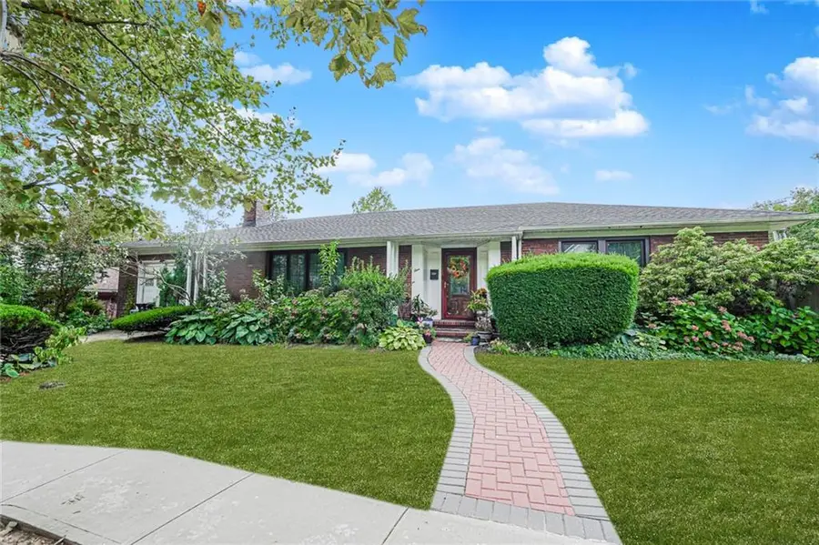 4 Brentwood Avenue, Staten Island, NY 10301 - Image #2