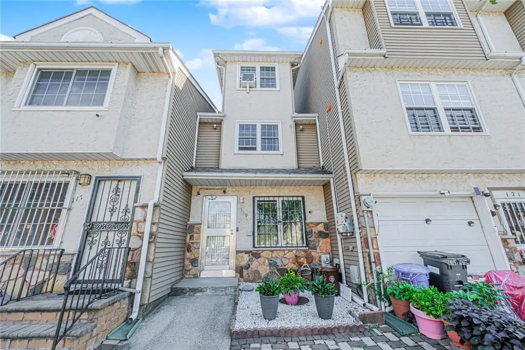 119 Skyline Drive, Staten Island, NY 10304 - Image #1