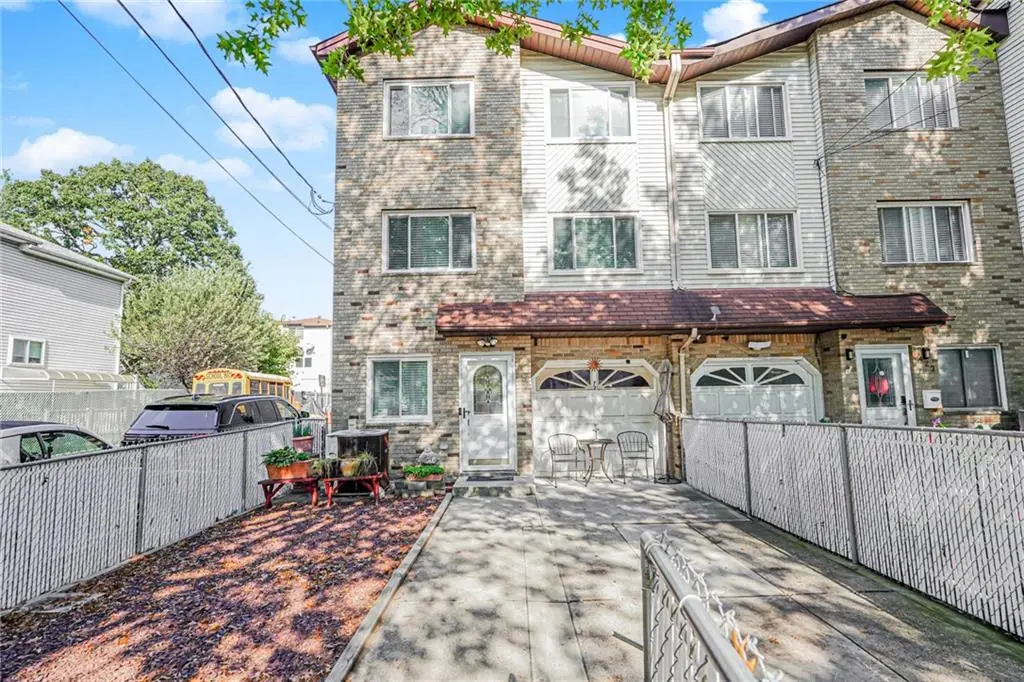 72 Eric Lane, Staten Island, NY 10308 - Image #1
