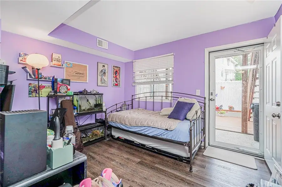 339 Abingdon Avenue, Staten Island, NY 10308 - Image #3