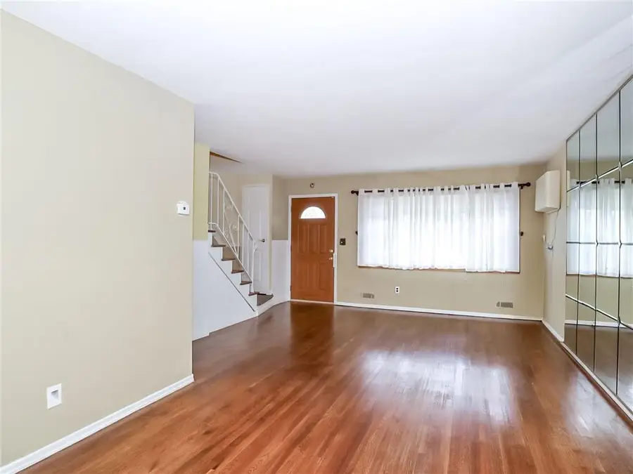 126 Tysens Lane, Staten Island, NY 10306 - Image #3