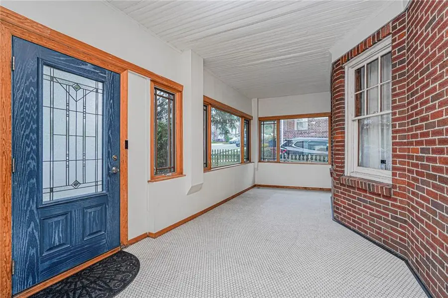 115 Oxford Place, Staten Island, NY 10301 - Image #2