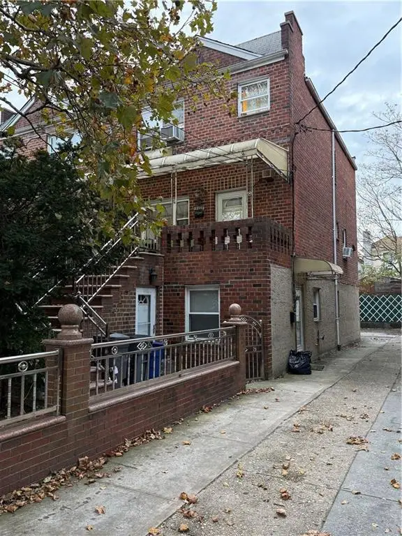 1582 East 52nd Street, Brooklyn, NY 11234 - Image #2