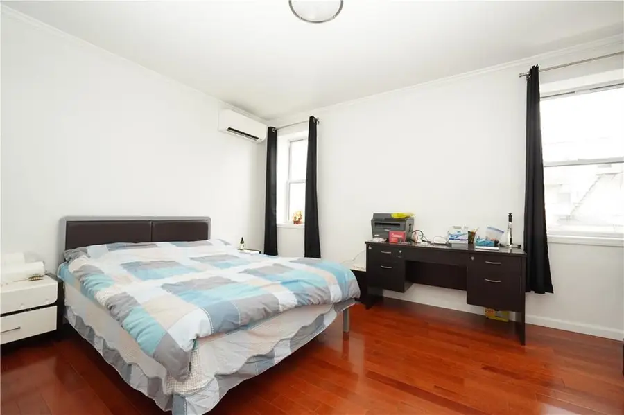 202 Bay 34th Street, Brooklyn, NY 11214 - Image #3