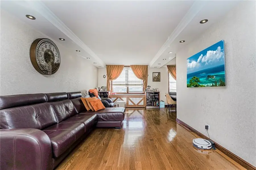 735 Avenue W #3F, Brooklyn, NY 11223 - Image #3