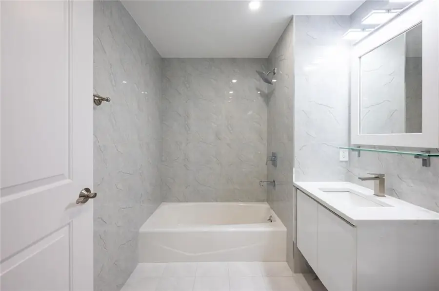 643 5th Avenue #2C, Brooklyn, NY 11215 - Image #2