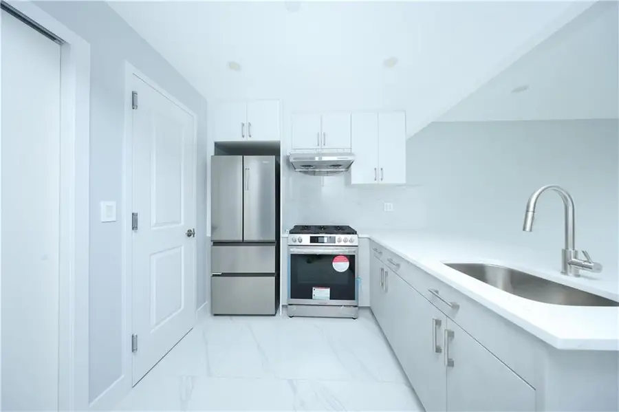 643 5th Avenue #3A, Brooklyn, NY 11215 - Image #2