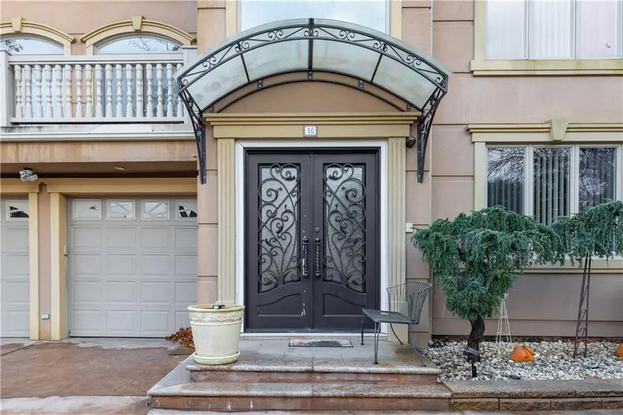 16 Diana Trail, Staten Island, NY 10304 - Image #3