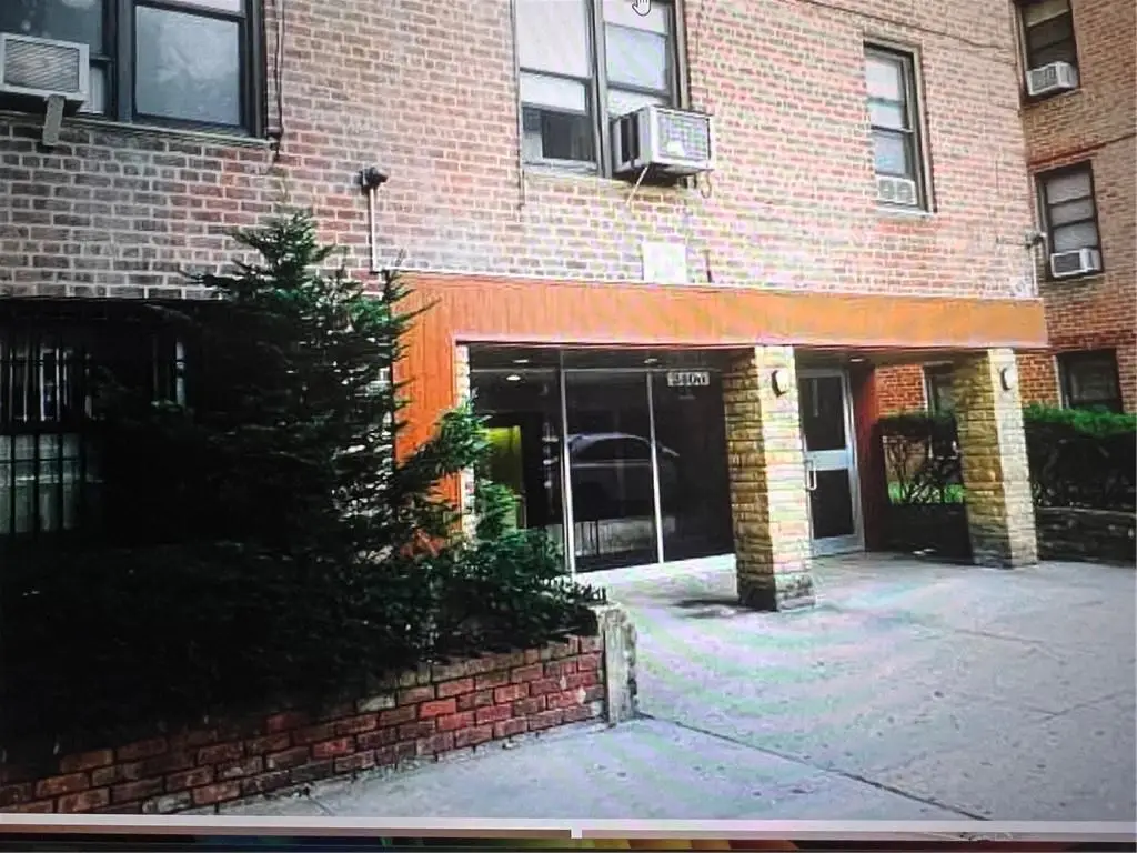 2400 2400 East 3 St Street #529, Brooklyn, NY 11223 - Image #1