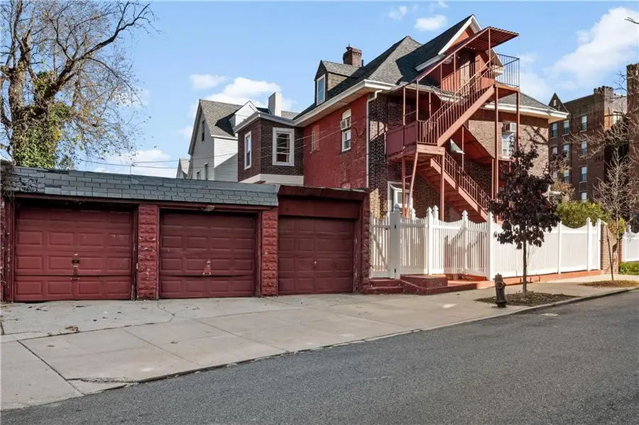 6660 Ridge Boulevard, Brooklyn, NY 11220 - Image #2
