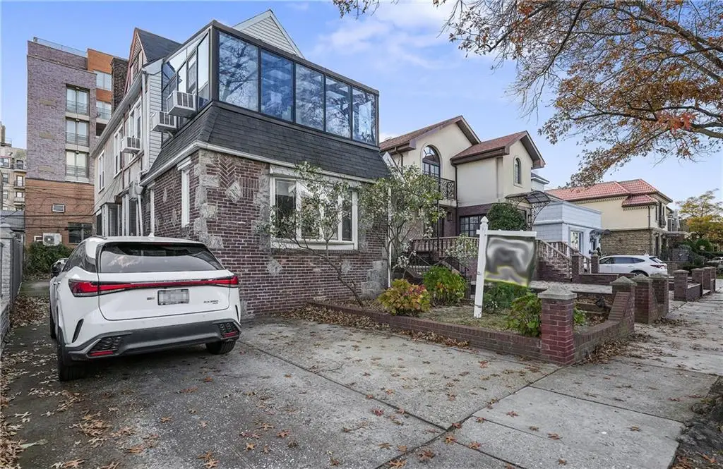 130 Amherst Street, Brooklyn, NY 11235 - Image #1