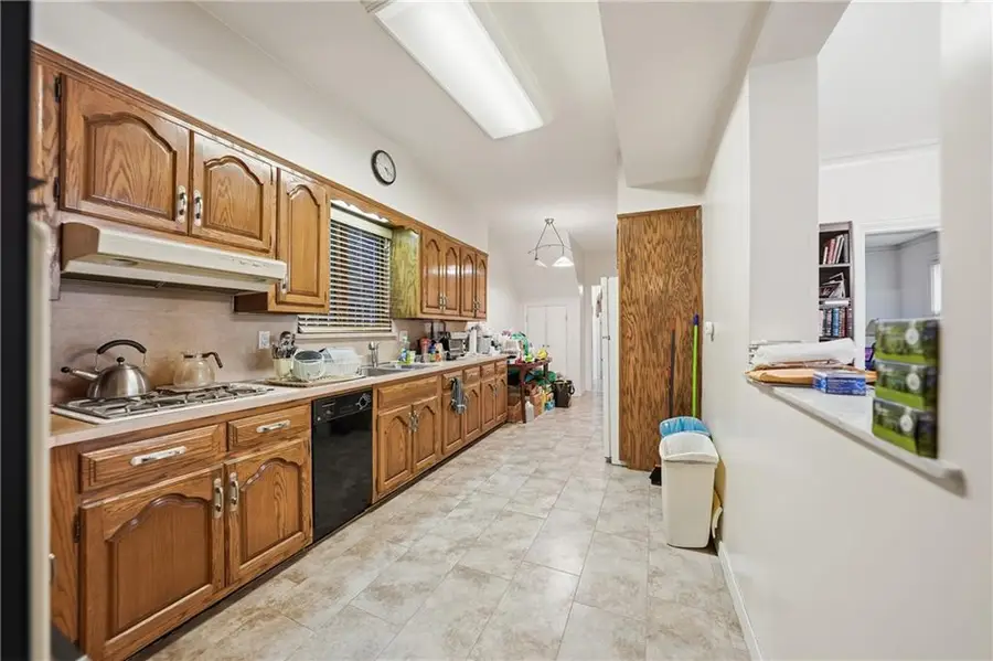 1596 East 17th Street, Brooklyn, NY 11230 - Image #3