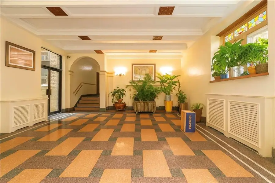 868 East 7th Street #3C, Brooklyn, NY 11230 - Image #2