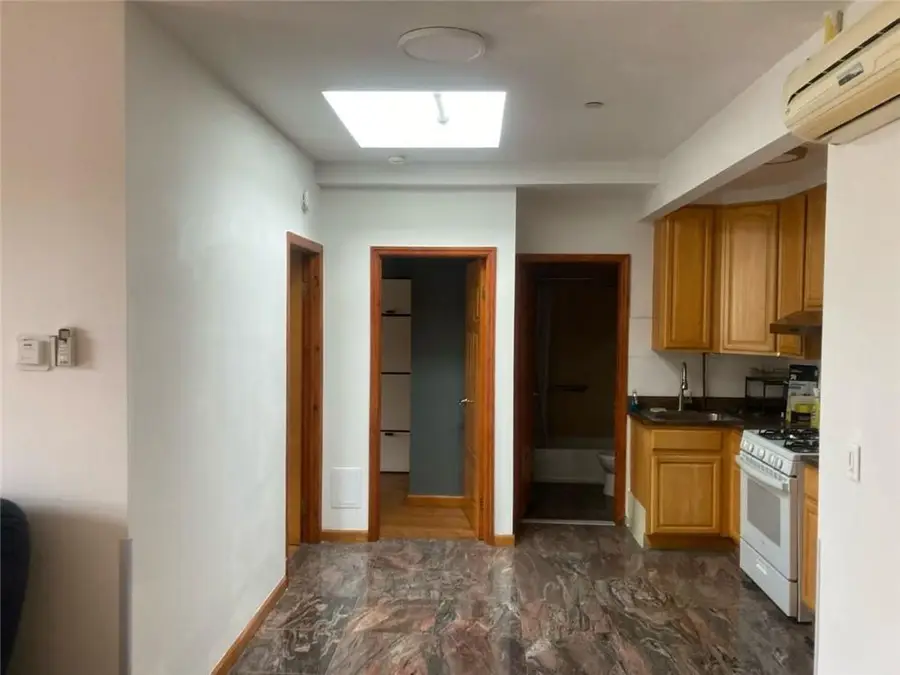 2265 West 7th Street #3B, Brooklyn, NY 11223 - Image #2