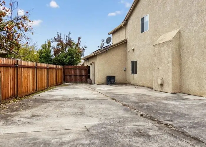 4910 Violet Court, Stockton, CA 95212 - Image #2