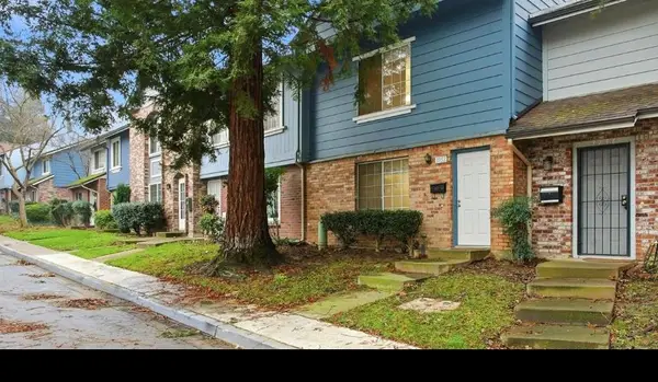 3952 Oak Villa Circle, Carmichael, CA 95608