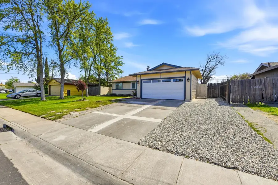 7019 Uranus Parkway, Sacramento, CA 95823 - #3