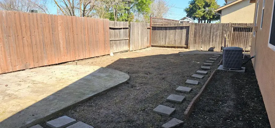 1717 E 13th Street, Stockton, CA 95206 - #3