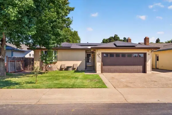 2403 Tejon Street, Lodi, CA 95242