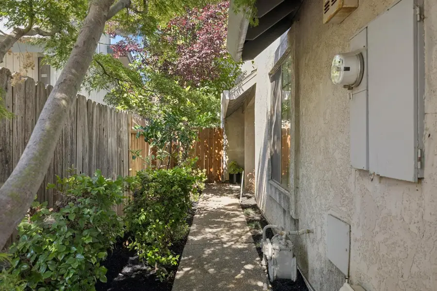 7300 Perera Circle, Sacramento, CA 95831 - #2