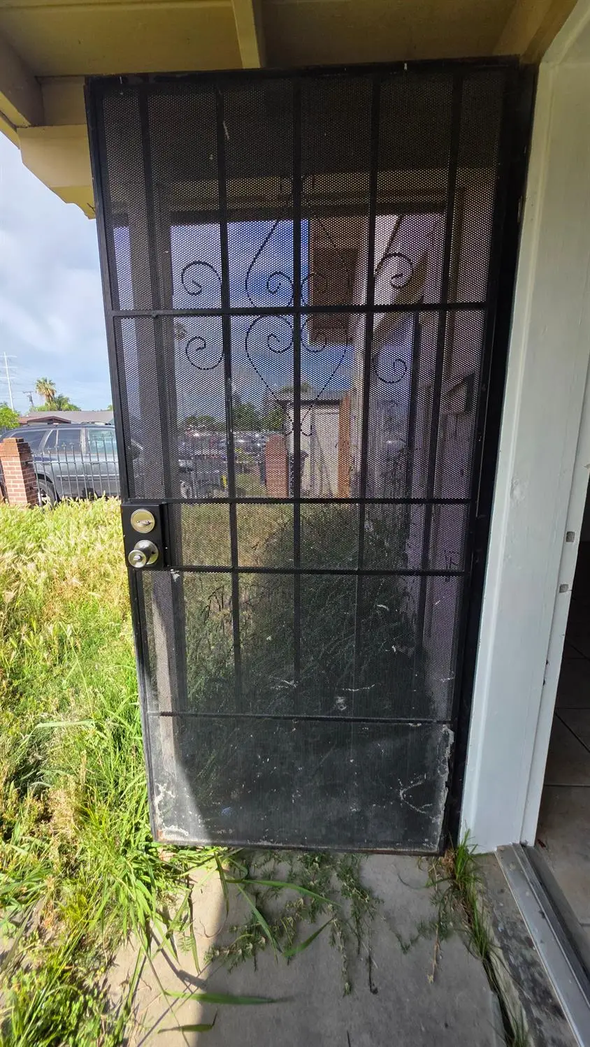 5725 Manmar Way, Sacramento, CA 95823 - #2