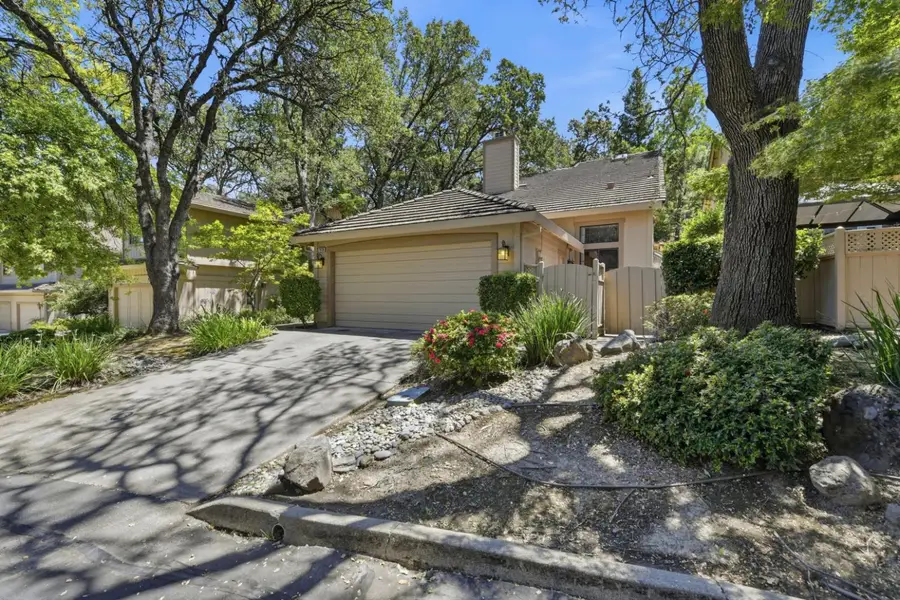 7419 Black Tree Lane, Citrus Heights, CA 95610 - #2