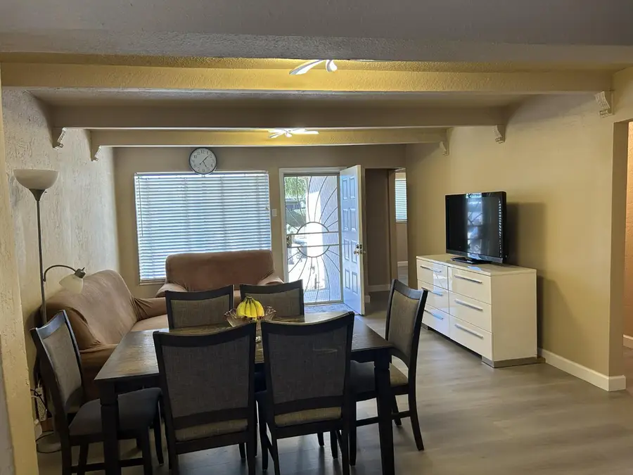 350 E 22nd Street, Tracy, CA 95376 - #2