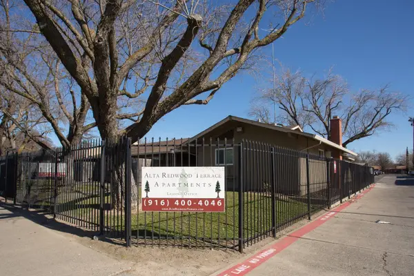 6815 24th Street, Sacramento, CA 95822